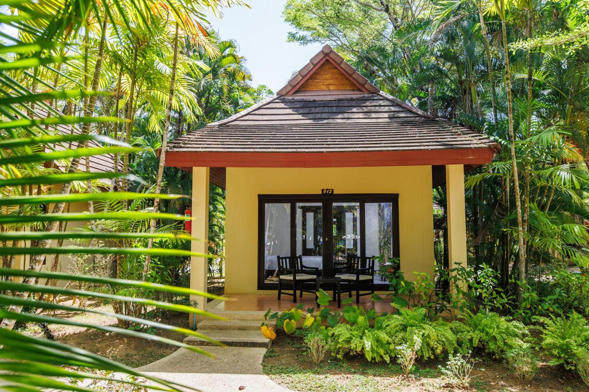 Nang Thong Beach Resort Khao Lak Extérieur photo